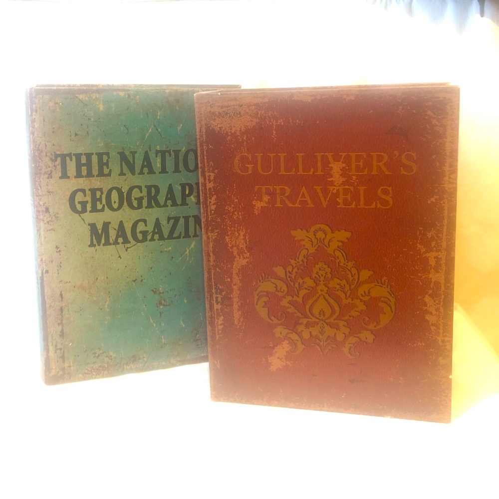 Book safes; large felt lined; Gulliver’s travels & National Geographic EUC  13”